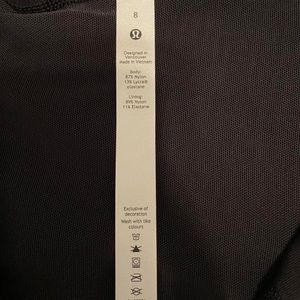 BRAND NEW LULULEMON JACKET